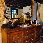 La Casa De Maestros Värdshus Coo