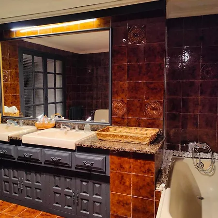 بيت ريفي La Casa De Maestros Coo