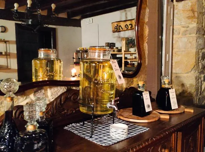 La Casa De Maestros Inn